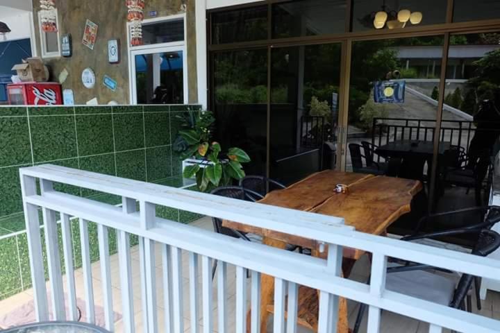 Baan Aomsub Hotel Koh Samet Ngoại thất bức ảnh